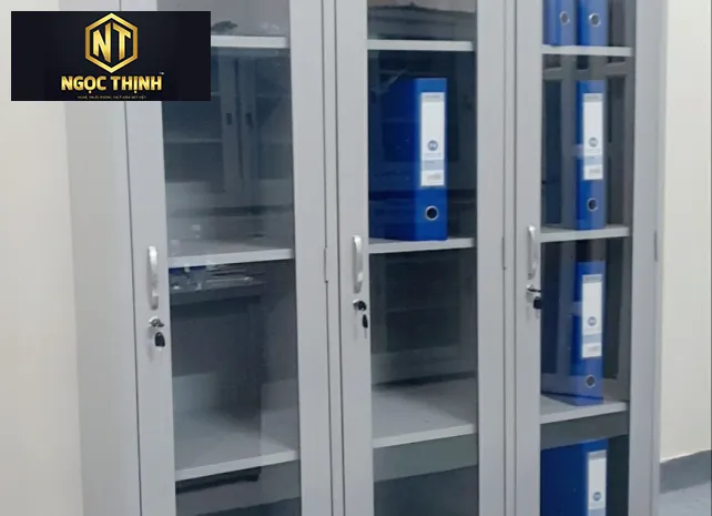 Tủ hồ sơ 3 khoang kính